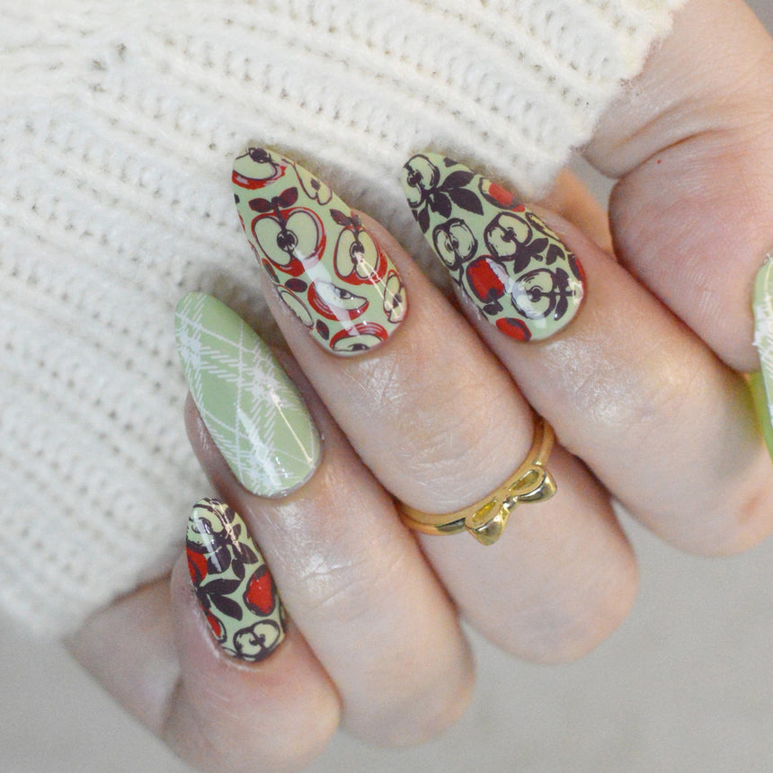 Apple Orchard (M641) - Nail Stamping Plate