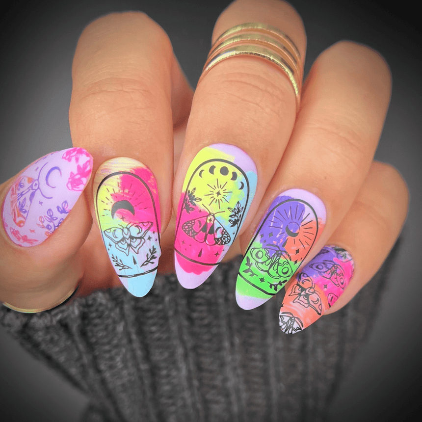 Artist Collaboration: Anesayart Celestial Wings (M364) - Nail Stamping Plate