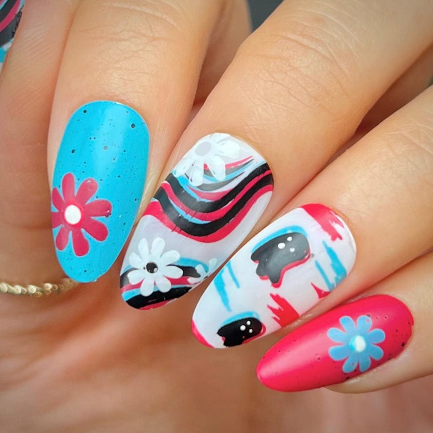 Artist Collaboration: Carole Annette (M415) - Nail Stamping Plate
