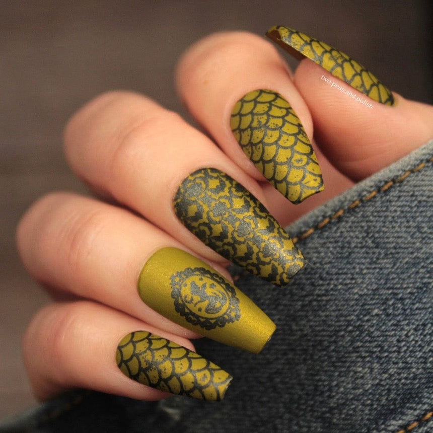 Artist Collaboration: themermaidpolish (M370) - Nail Stamping Plate