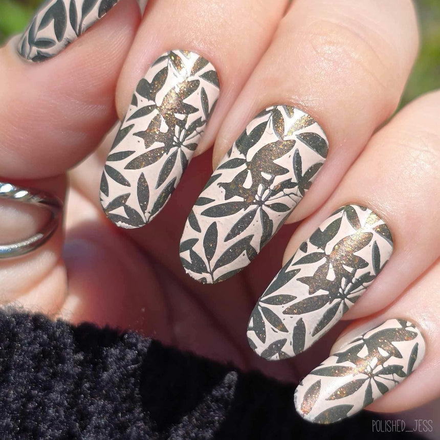Blooming Silhouettes (M584) - Nail Stamping Plate