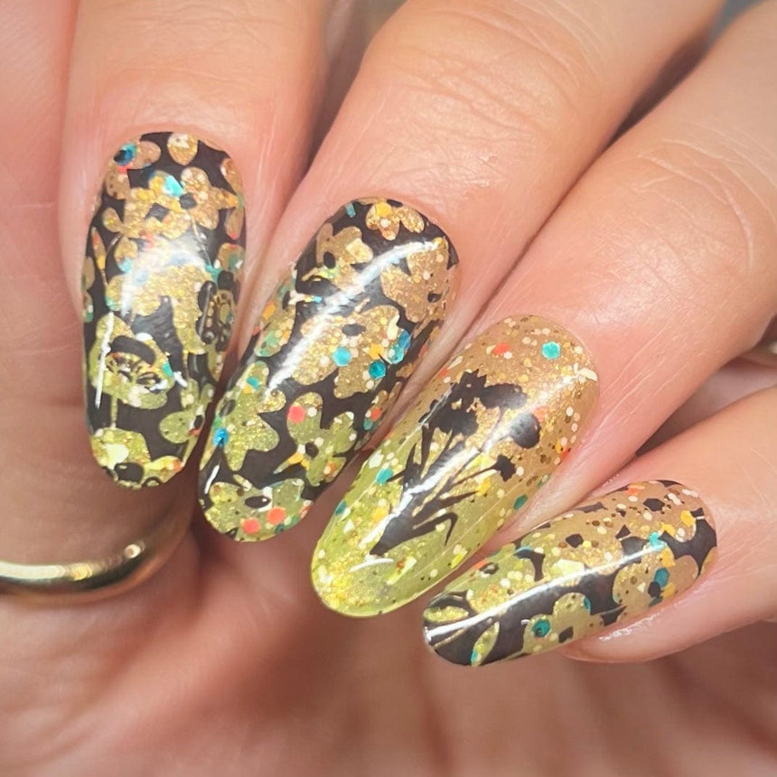 Blooming Silhouettes (M584) - Nail Stamping Plate