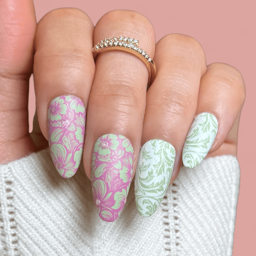 Carved Motifs (M654) - Nail Stamping Plate