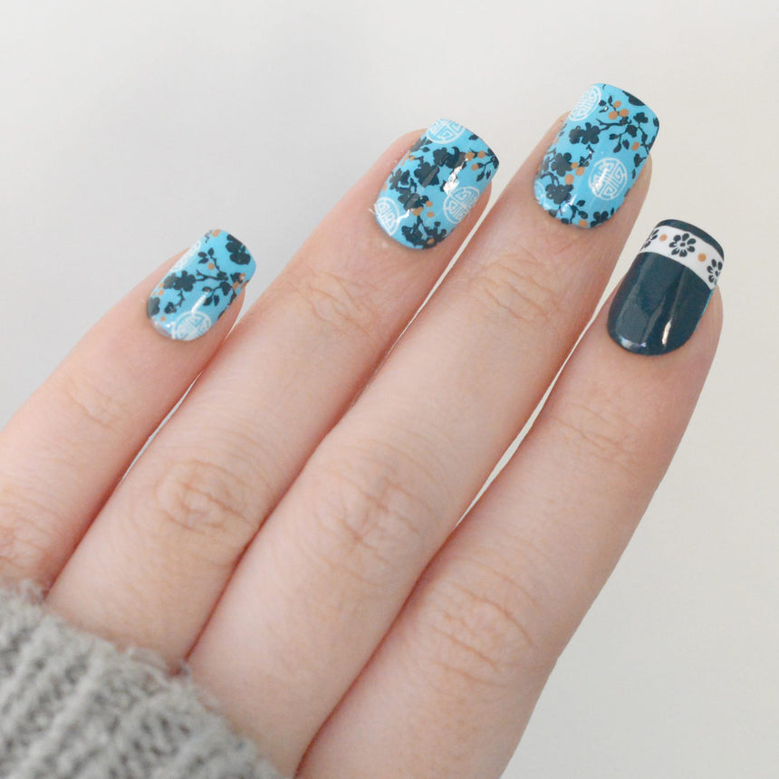 Ceremony Chic (M691) - Nail Stamping Plate