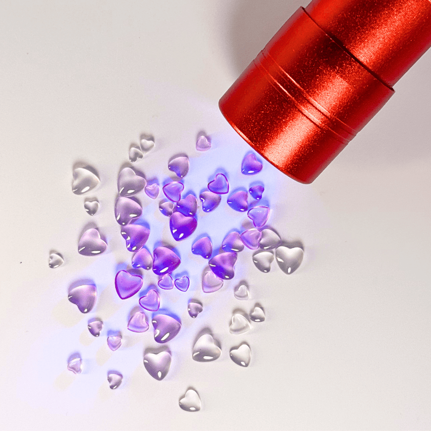 Color-changing heart studs