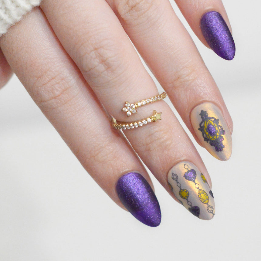 Crown Jewels (M594) - Nail Stamping Plate