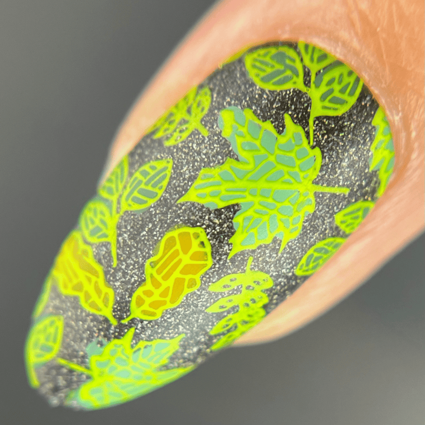 Falling Leaves (M424) - Nail Stamping Plate