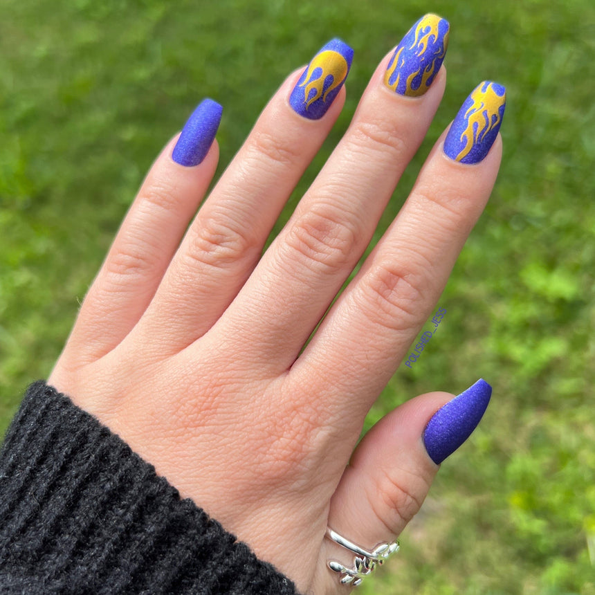 Flamin' Hot (M372) - Nail Stamping Plate