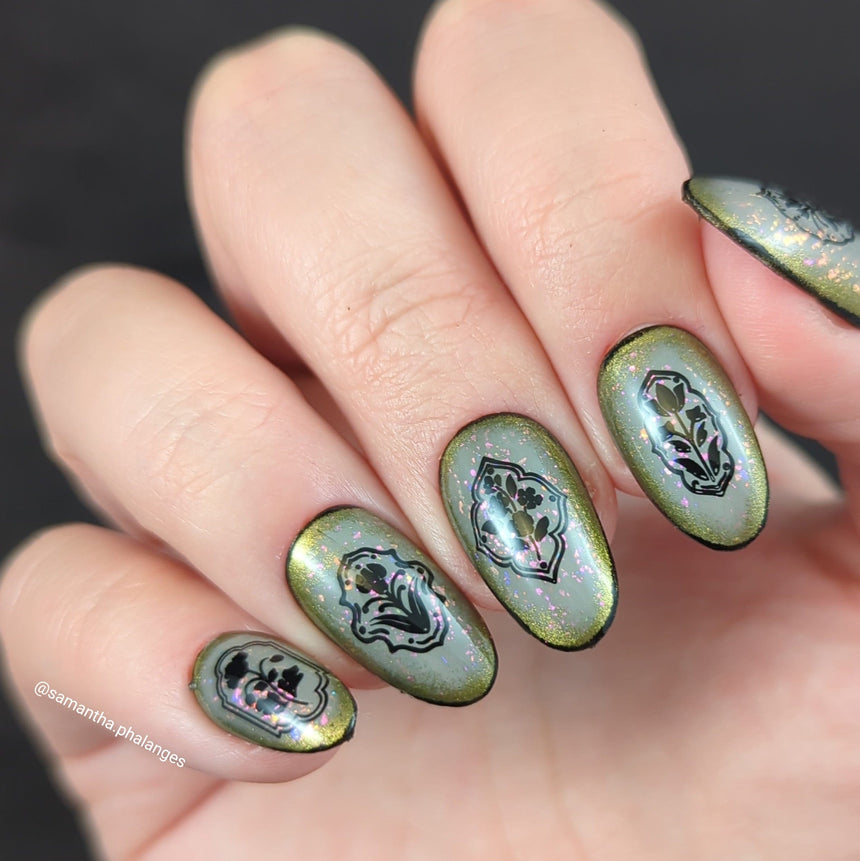 Fleur Nouveau (M470) - Nail Stamping Plate