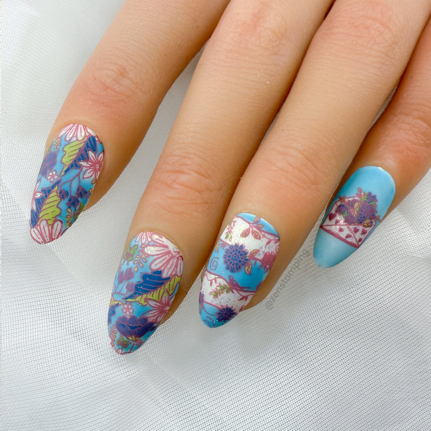 Fresh Blooms (M560) - Nail Stamping Plate