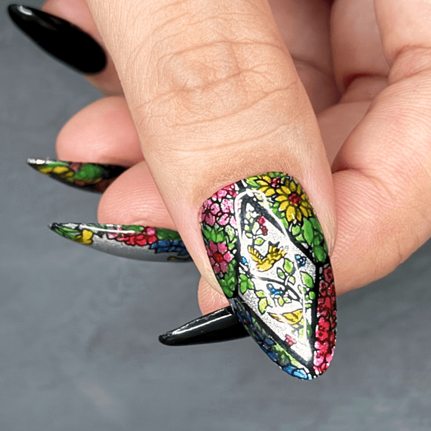 Garden Soiree (M558) - Nail Stamping Plate