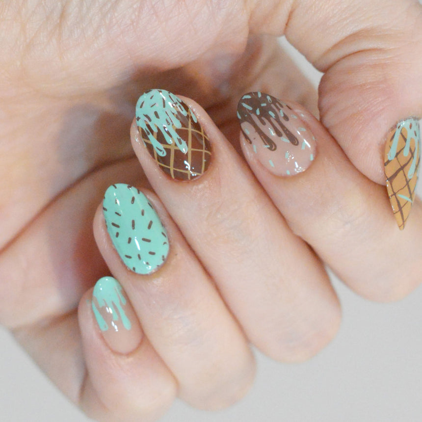 Gelateria (M712) - Nail Stamping Plate