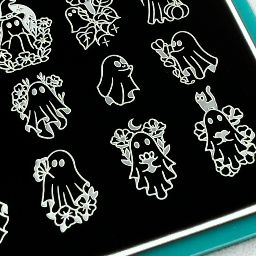 Ghoulish Gardener (M618) - Nail Stamping Plate