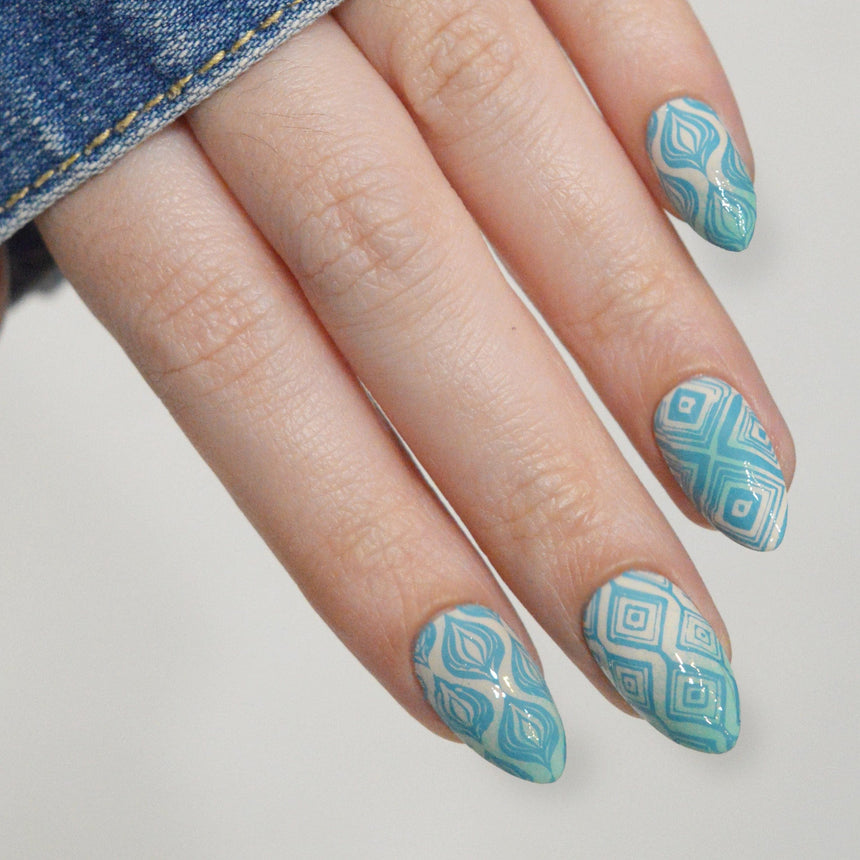 Groovy Shapes (M661) - Nail Stamping Plate