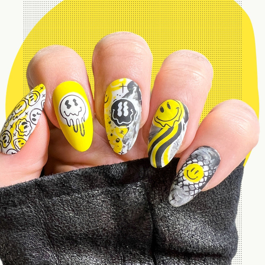 Happy Face Nails (M439) - Nail Stamping Plate