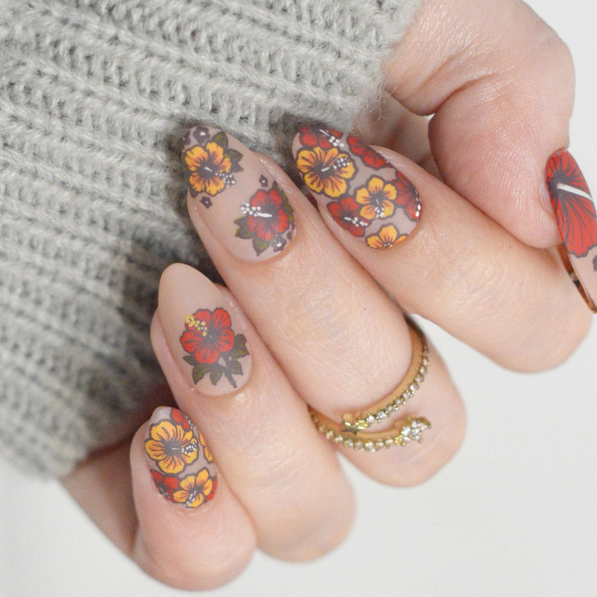 Hibiscus Haven (M611) - Nail Stamping Plate
