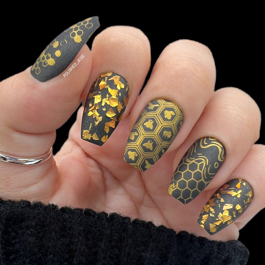 Honeypot (P138) - Clear with Copper Gold Flakies Nail Polish