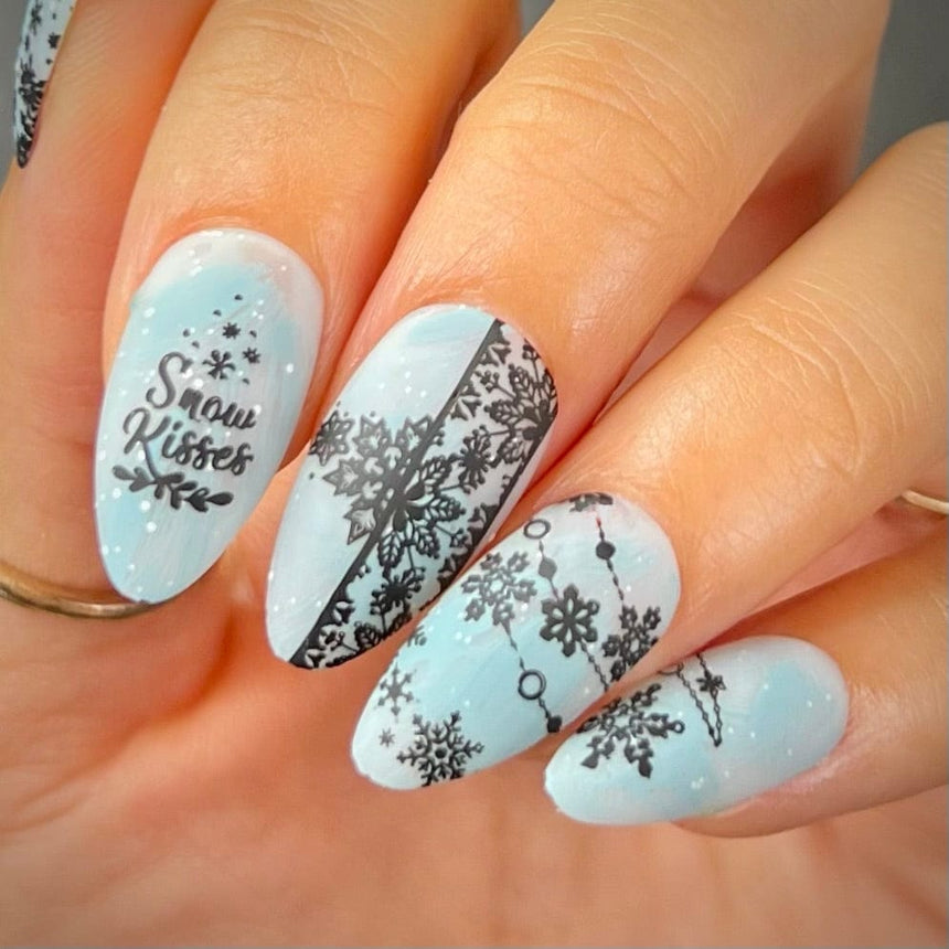 Ice Garlands (M418) - Nail Stamping Plate