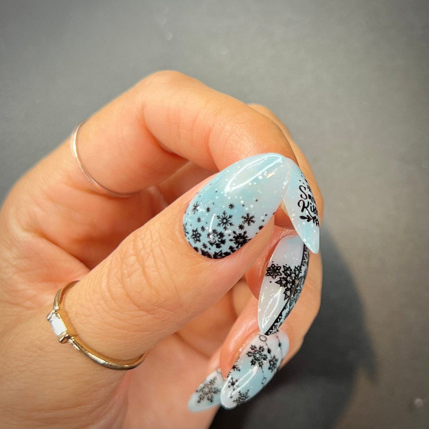 Ice Garlands (M418) - Nail Stamping Plate