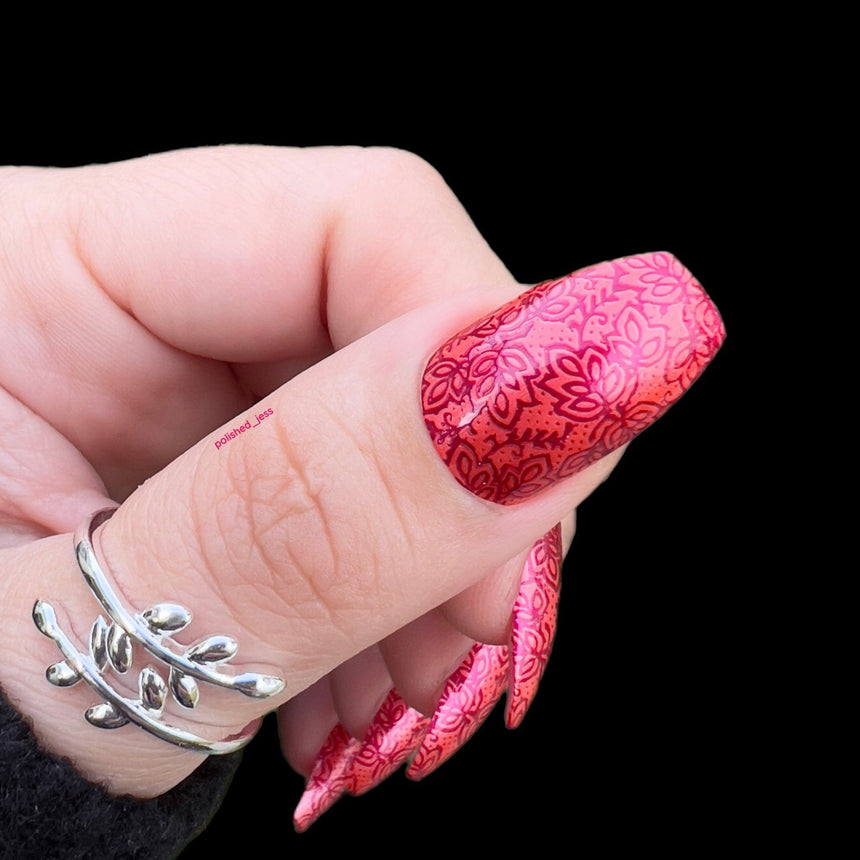 Lacey Details (M443) - Nail Stamping Plate