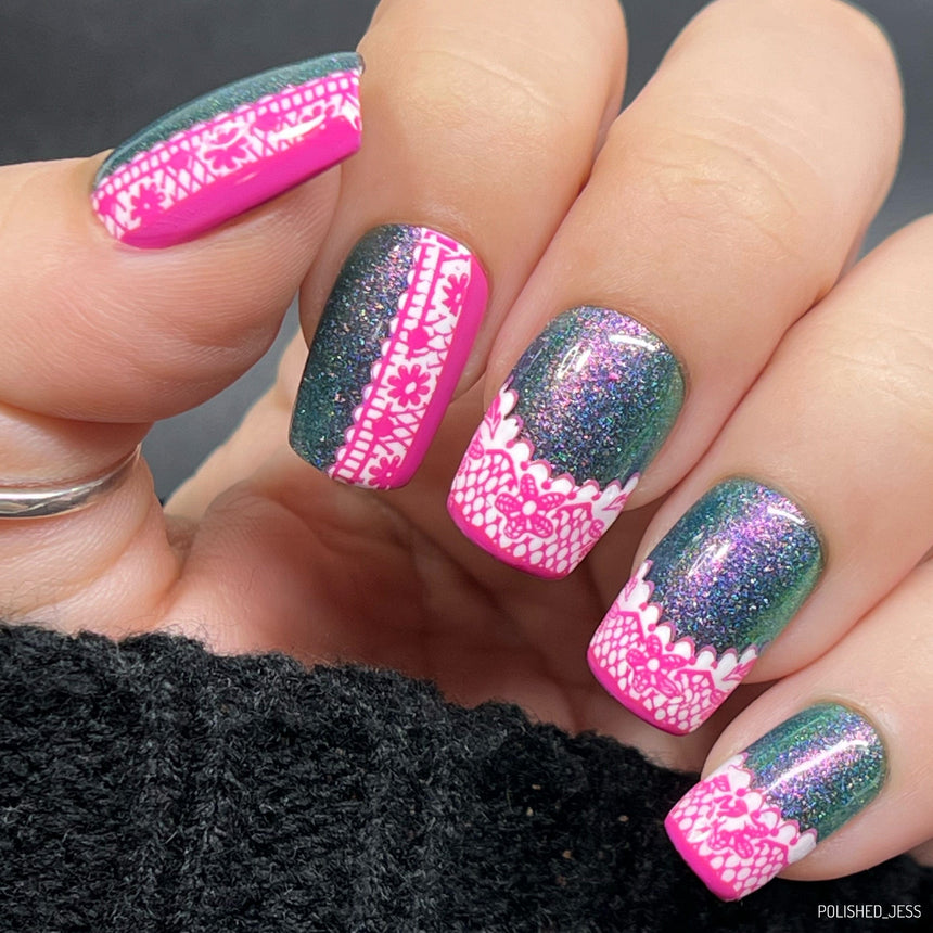 Lacey French (M477) - Nail Stamping Plate