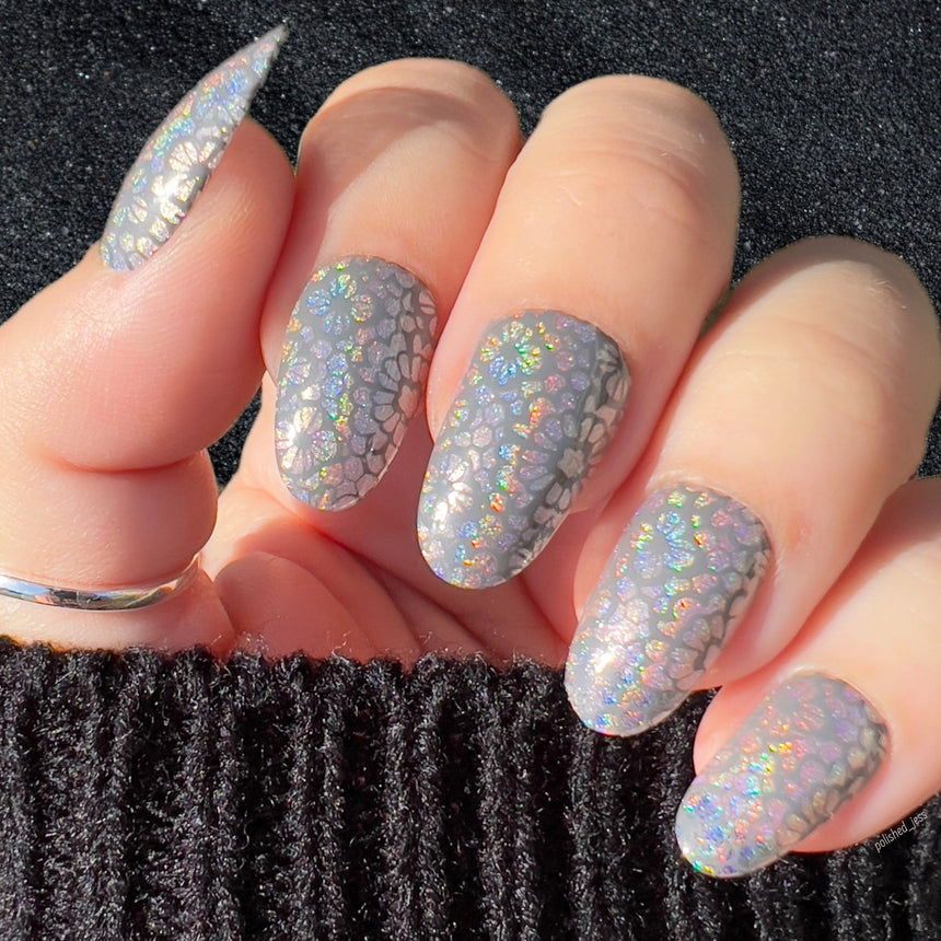 Lacey Lovers (M450) - Nail Stamping Plate