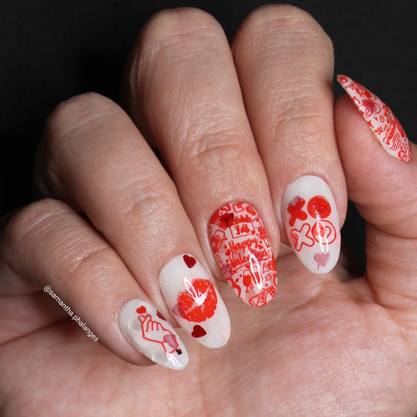 Love Bomb (M563) - Nail Stamping Plate
