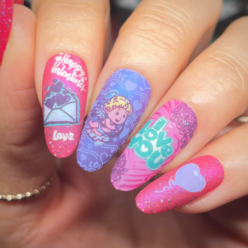 Love Bomb (M563) - Nail Stamping Plate