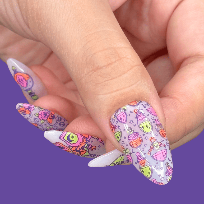 Love Potion (M570) - Nail Stamping Plate