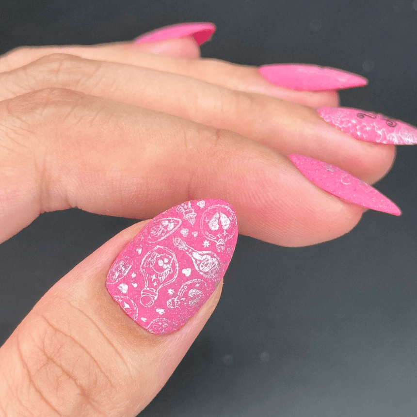 Love Potion (M570) - Nail Stamping Plate
