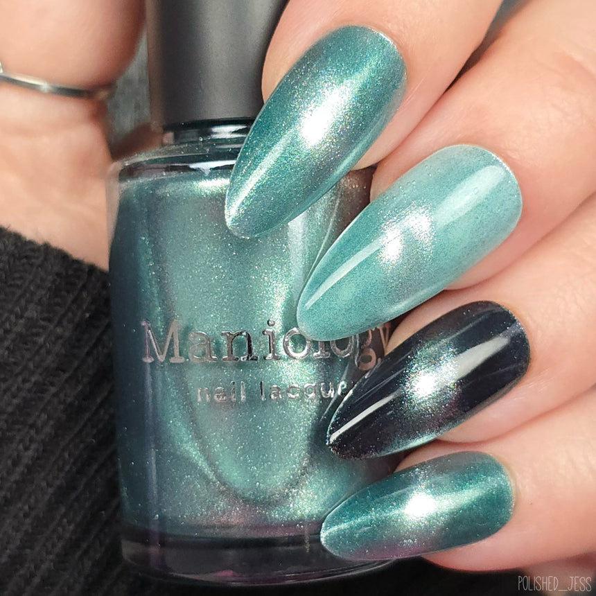 Freshwater (P195) - Light Blue Magnetic Shimmer Nail Polish
