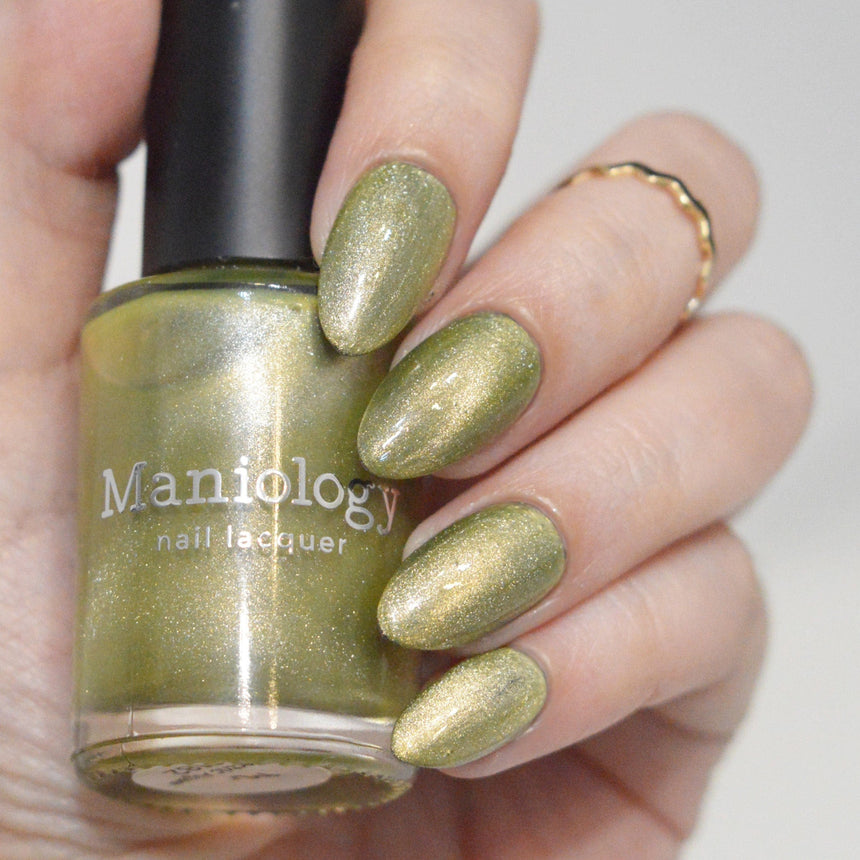 Mermaid Mirage: Electric Algae (P182) - Soft Lime Green Magnetic Nail Polish