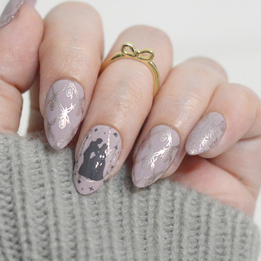 Midnight Ball (M579) - Nail Stamping Plate