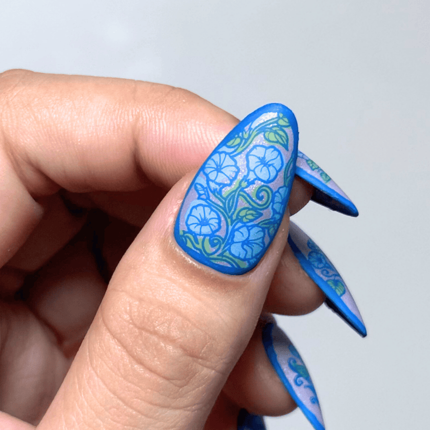 Morning Glory (M666) - Nail Stamping Plate