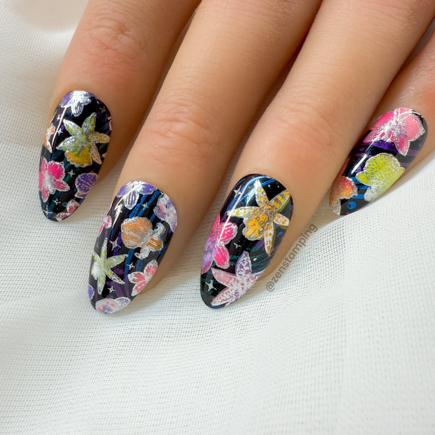 Poised Petals (M606) - Nail Stamping Plate