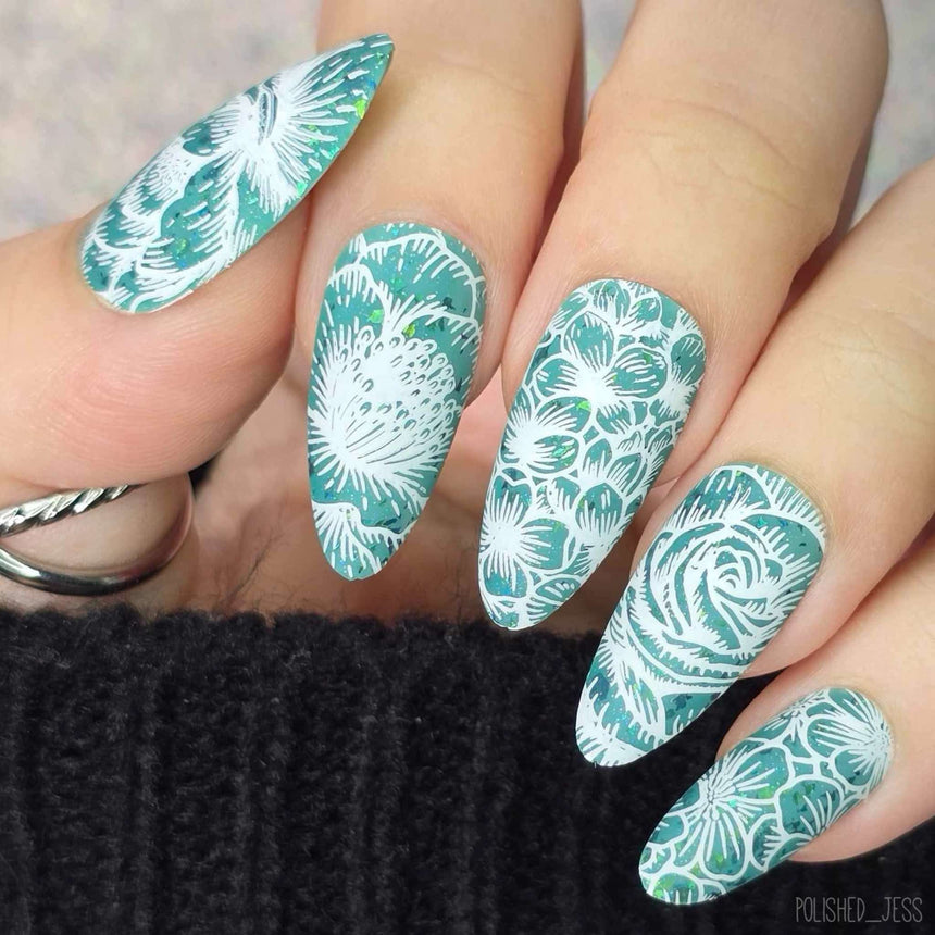 Pretty Petals (M571) - Nail Stamping Plate