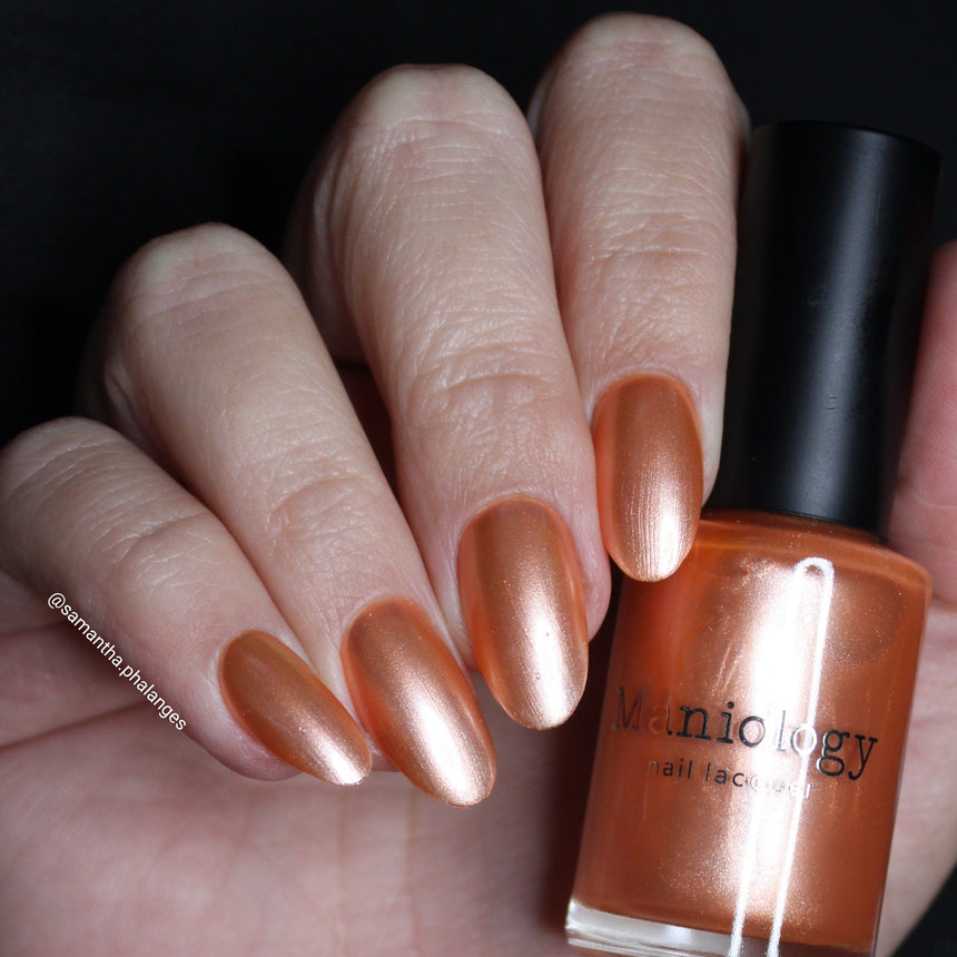 Satin Slumber: Pillow Talk (P175) - Coral Smooth Metallic Nail Polish