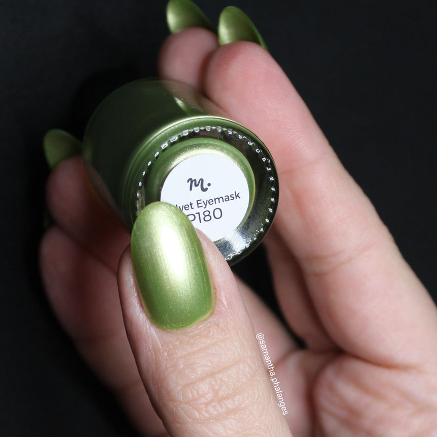 Satin Slumber: Velvet Eyemask (P180) - Green Smooth Metallic Nail Polish