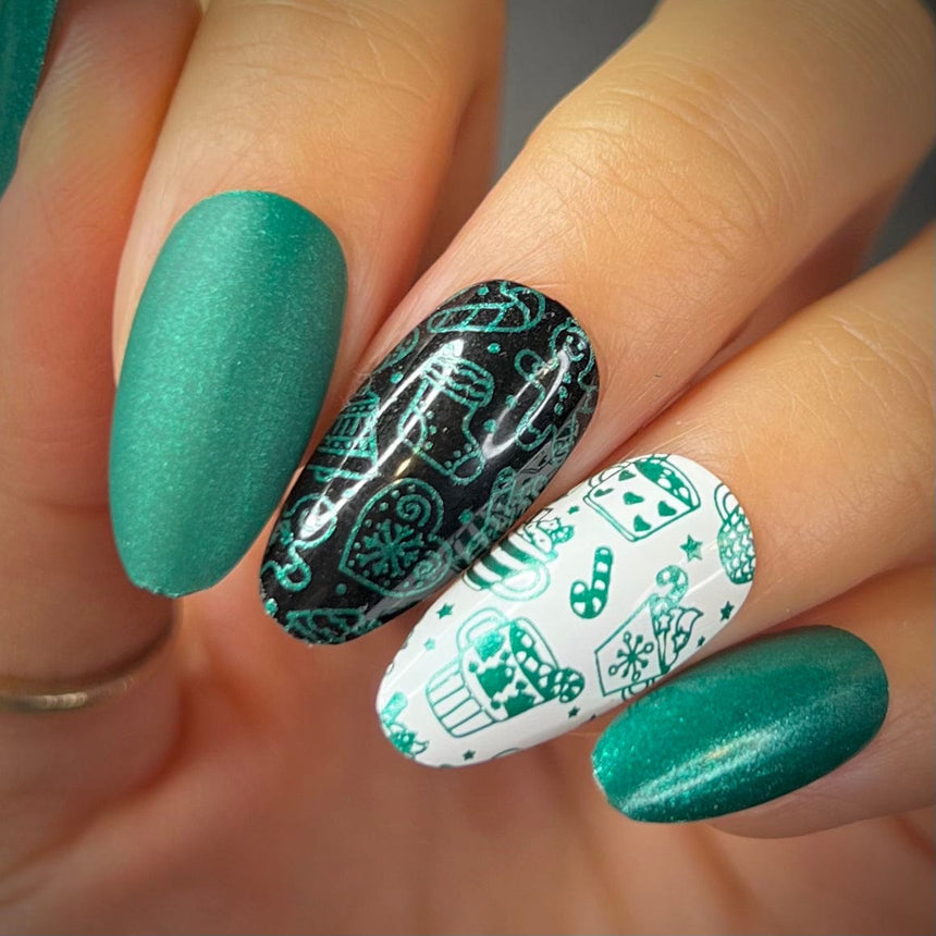 Sleigh Day: Fir Sure (B495) - Green Metallic Stamping Polish