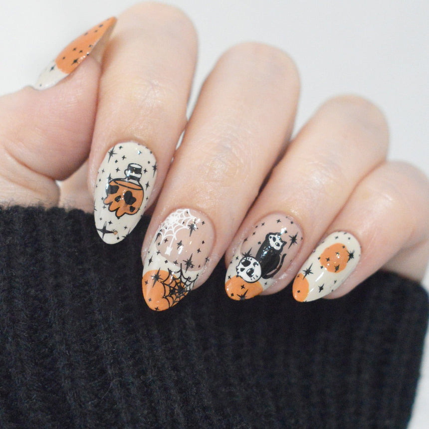 Spellbound (M623) - Nail Stamping Plate