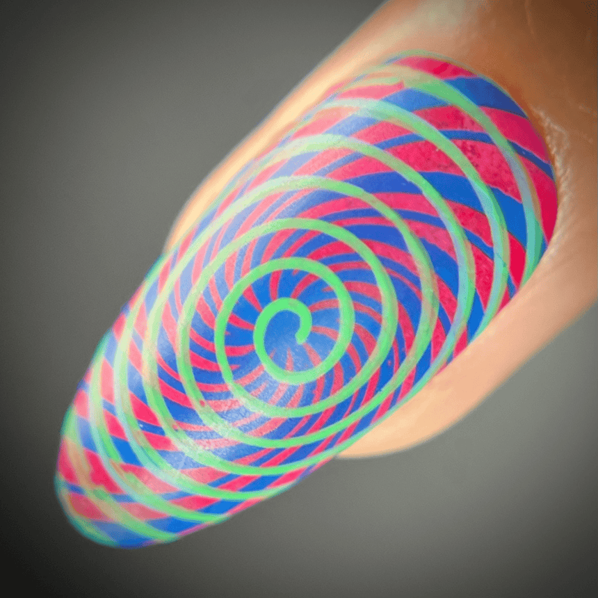 Spiral Illusions (M401) - Nail Stamping Plate