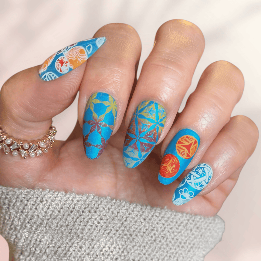 Colorful threads (M678) - Nail Stamping Plate