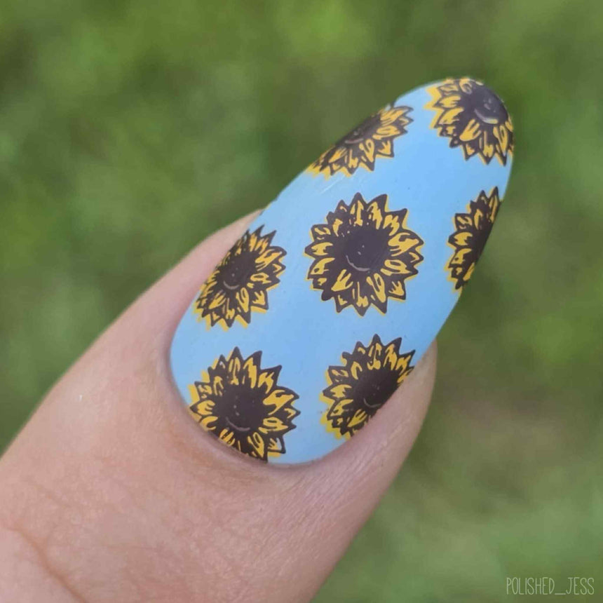 Sunflower Fields (M602) - Nail Stamping Plate