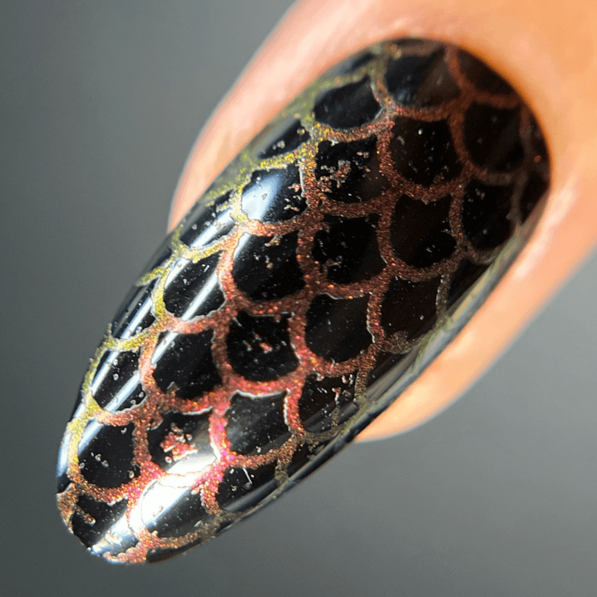 Fish Scale (B476) - Aurora Duochrome Green to Pink Stamping Polish