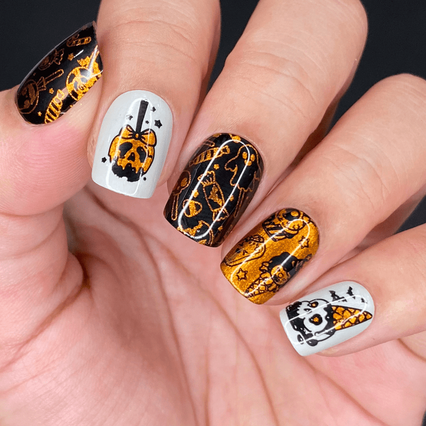 Treats & Trinkets (M411) - Nail Stamping Plate