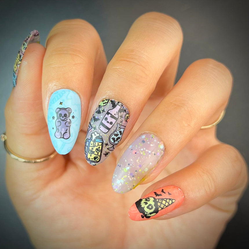 Treats & Trinkets (M411) - Nail Stamping Plate