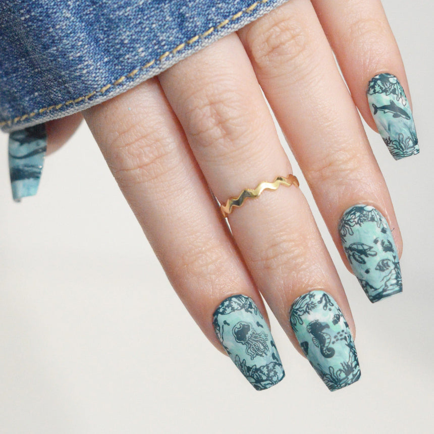 Under the Waves (M609) - Nail Stamping Plate