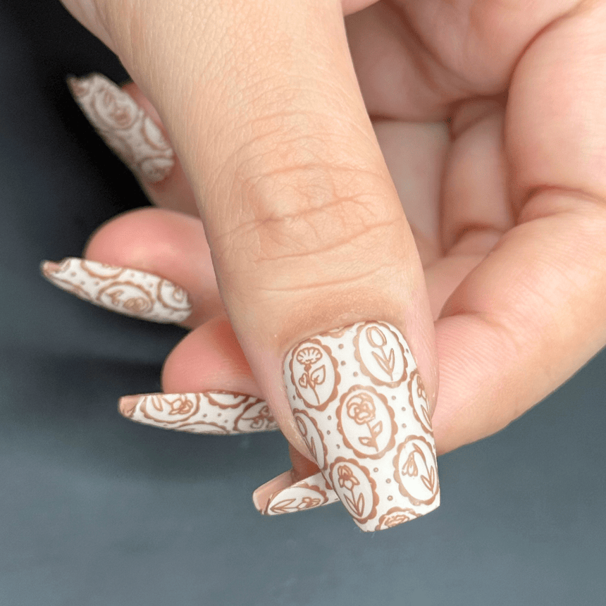 Wall Flowers (M580) - Nail Stamping Plate