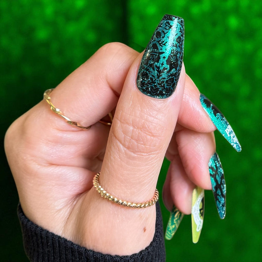 Wickedly Good (M648) - Nail Stamping Plate