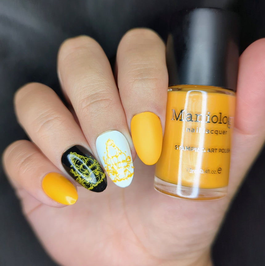 Withered Beauty: Twisted Patch (B560) - Orange Pearl Cream Stamping Polish